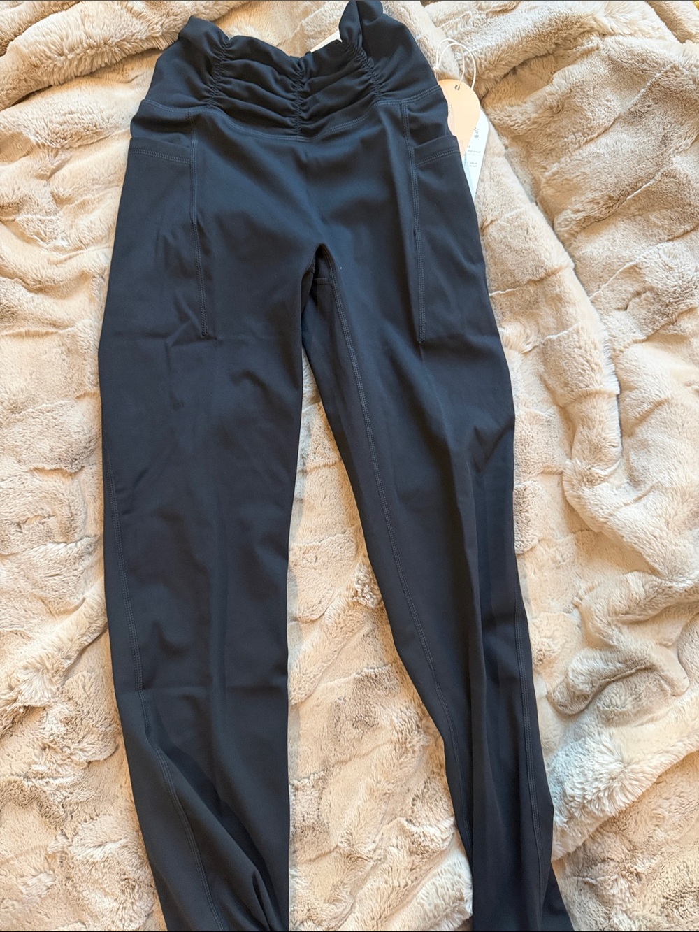 Blogilates Women’s Ruched High-Rise Black Leggings with Side Pockets